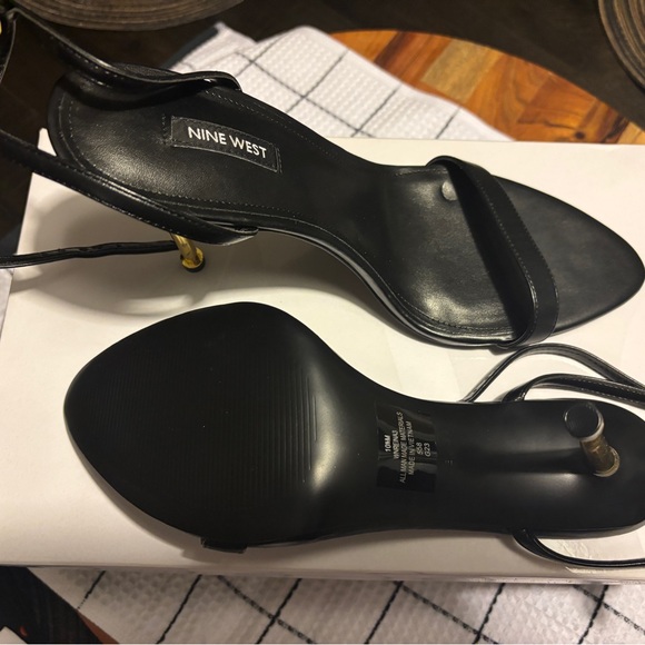 Nine West Reina -These sexy asf Tom Ford look a likes are a must! Get them now! - Picture 9 of 10